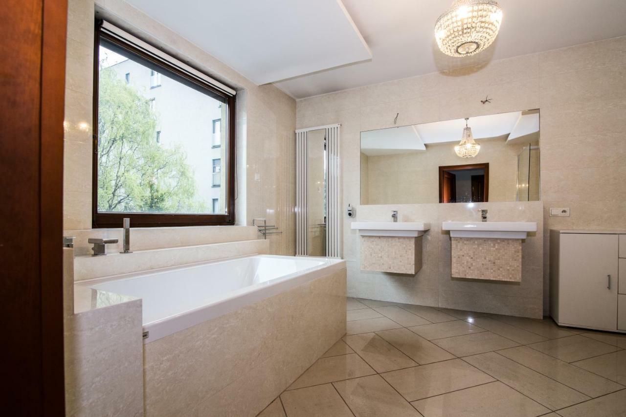 Apartamenty Hierowskiego 60G Katowice Exterior photo